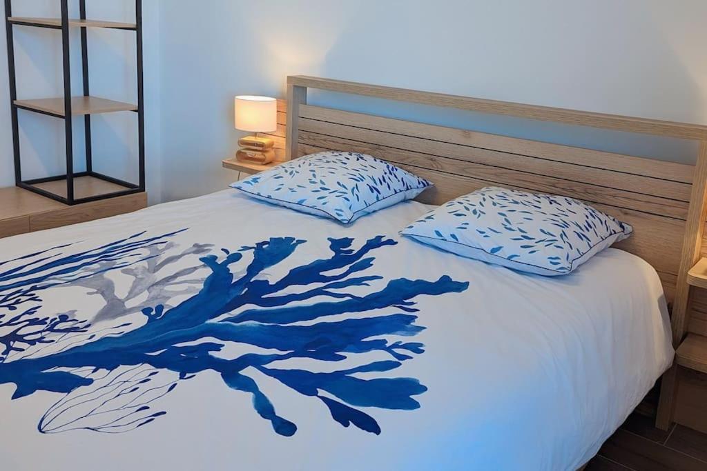Confort Pour 2 Personnes Sur La Les Pieds Dans Leau Apartment Plonevez-Porzay