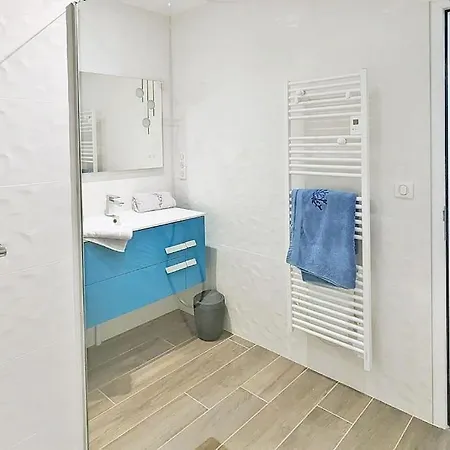 Appartement Confort Pour 2 Personnes Sur La Plage Les Pieds Dans Leau Plonevez-Porzay Exterior photo